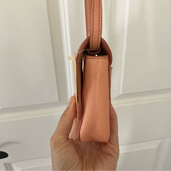 Tory Burch Slim Amanda Cross Body crossbody bag purse logo salmon cantaloupe TAG - Picture 5 of 12